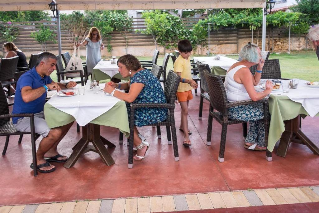 Porto Plazza Hotel Herszonisszosz Kültér fotó