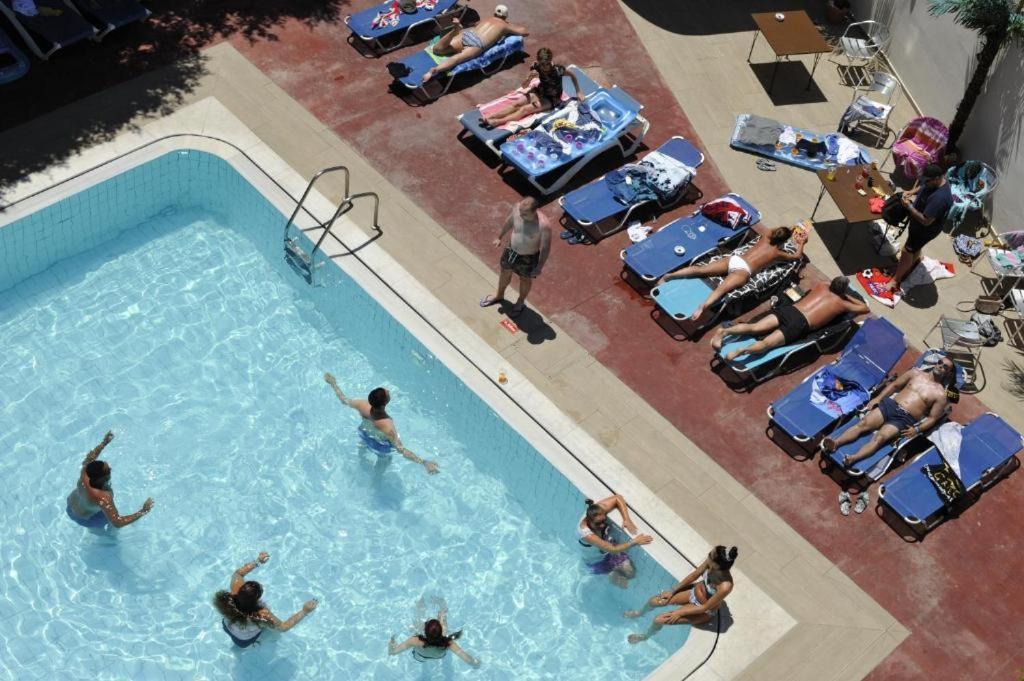 Porto Plazza Hotel Herszonisszosz Kültér fotó
