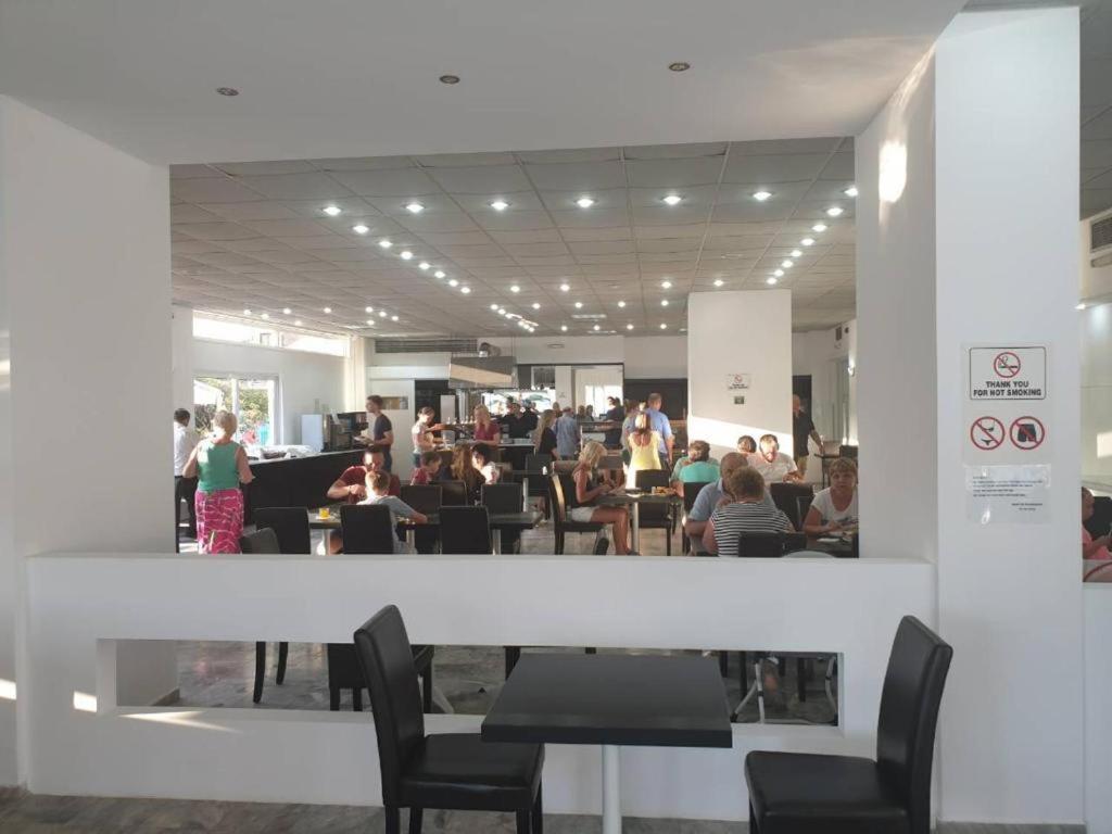Porto Plazza Hotel Herszonisszosz Kültér fotó