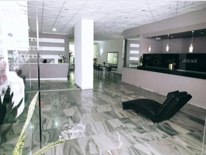 Porto Plazza Hotel Herszonisszosz Kültér fotó
