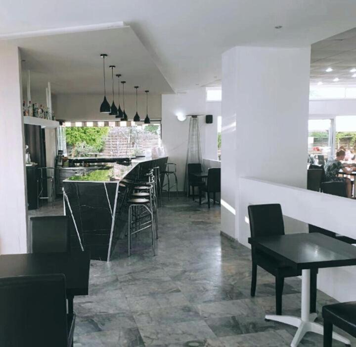 Porto Plazza Hotel Herszonisszosz Kültér fotó