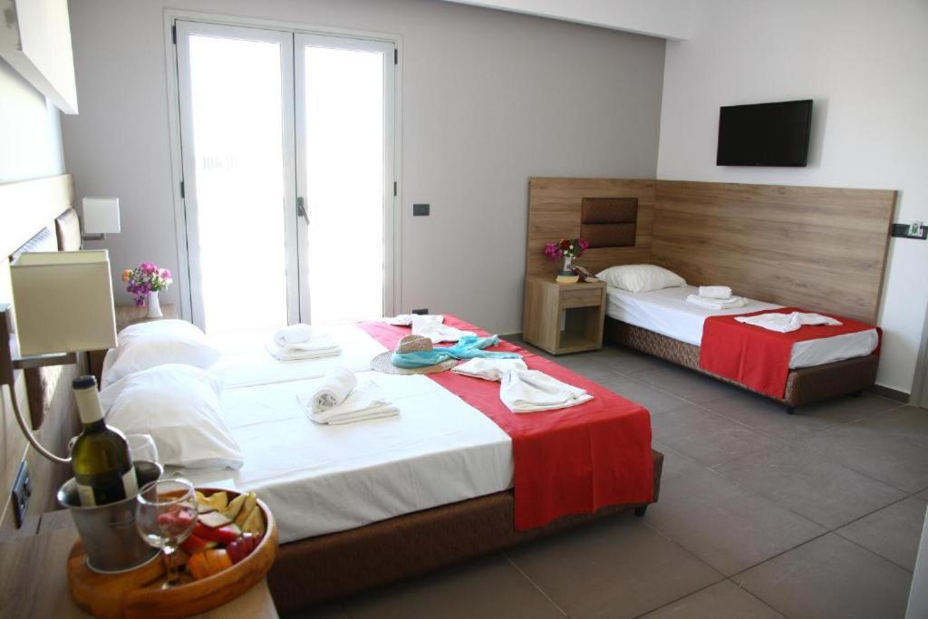 Porto Plazza Hotel Herszonisszosz Kültér fotó